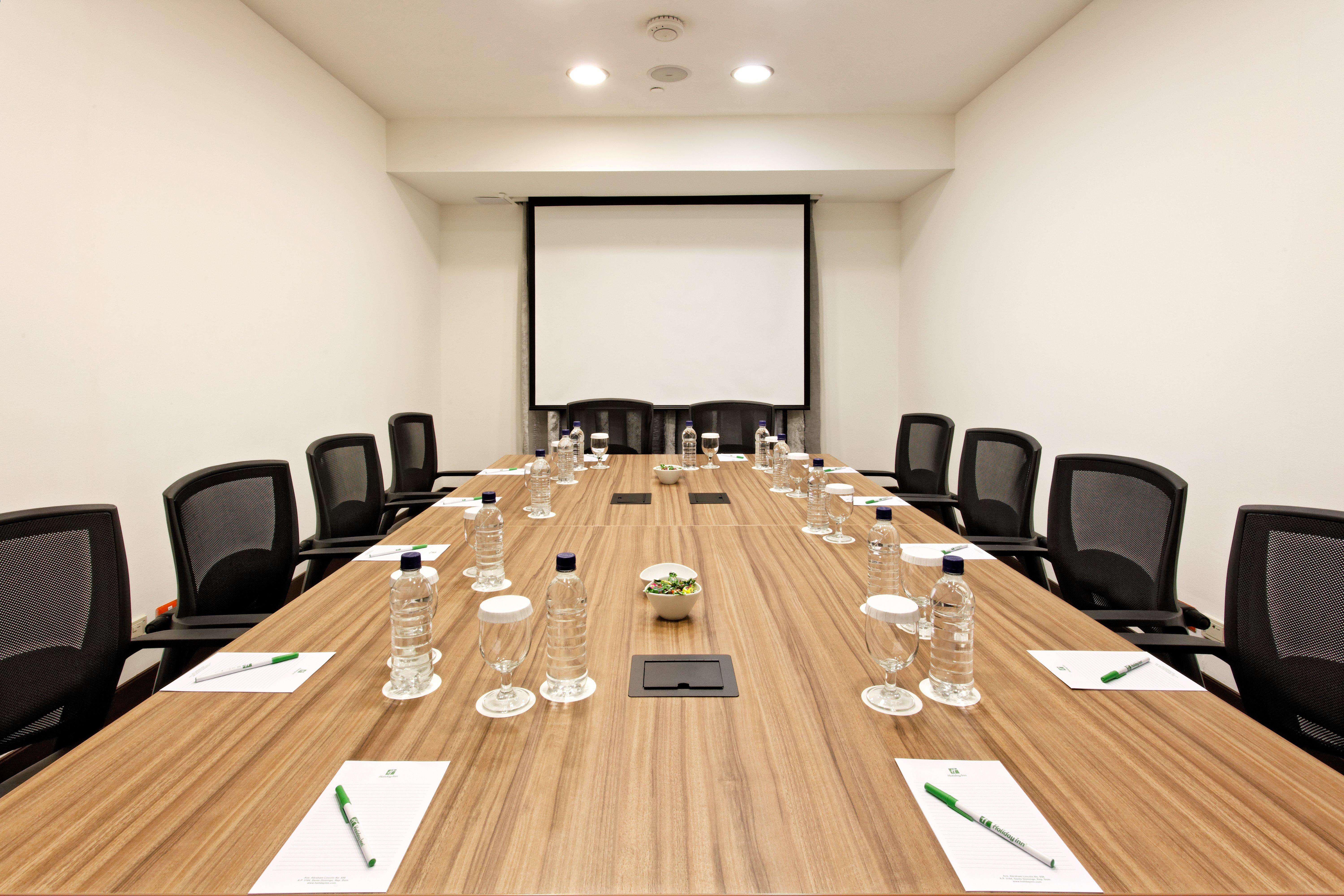 Holiday Inn Santo Domingo By Ihg Exterior foto Meeting room